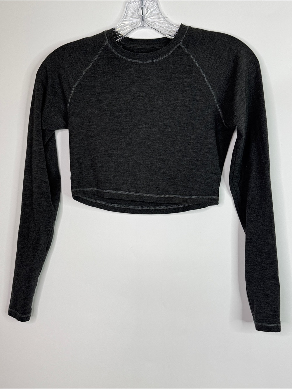 Alphalete Gray Long Sleeve Cropped Shirt Size XS
